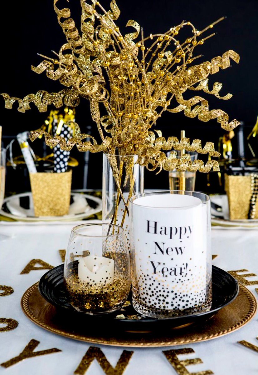 KCAtlanta's tweet image. New dreams, new hopes, new experiences and new joys: Wishing you a wonderful 2017! #HappyNewYear #DreamKitchen #KCA