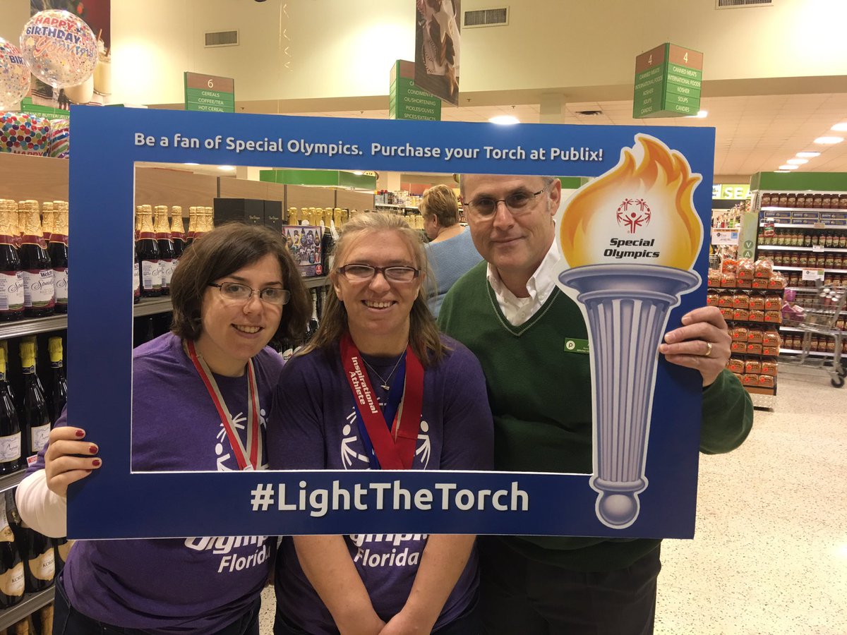 soflleon's tweet image. #specialolympicsflorida #lightthetorch #publix.   Support athletes by buying a torch!