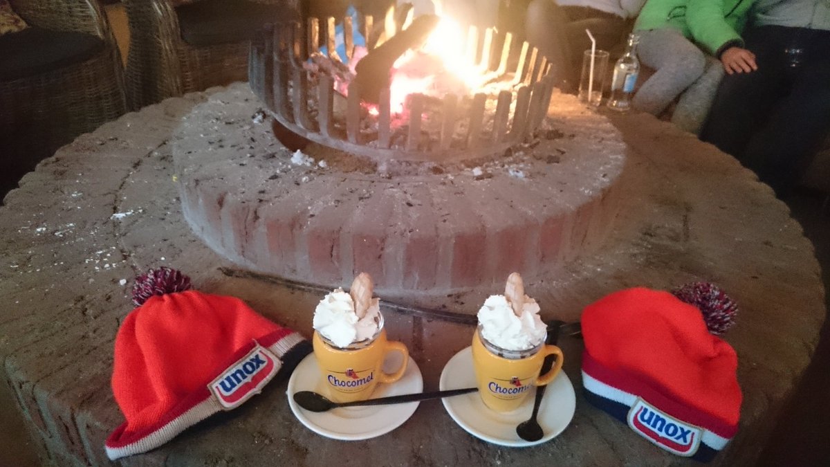 Sometimes #tradition is a good thing!
<a href="/chocomel/">Chocomel</a> and <a href="/Unox/">Unox</a>, #Dutch treats to stay warm.
And ofcourse the open fire at <a href="/Meijendel/">Meijendel</a> <3
#biketrip
