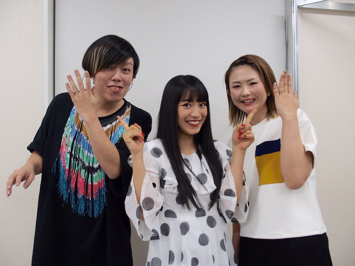 Miwaスタッフ 公式 Miwaです Ejiさん よっち結婚おめでとう 末長くお幸せに Miwa がふたりをいつまでも見守ってるよー O これからもよろしくね Miwaバンドからmiwaファミリーへ 笑 Miwaスタッフ 公式 Miwaです Ejiさん よっち結婚おめでとう 末長くお幸せに Miwa がふたりをいつまでも見守ってるよー O これからもよろしくね Miwaバンドからmiwaファミリーへ 笑