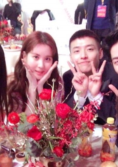 neocultt_'s tweet photo. Dont ask me if I ship these two Cuz i hardly did
😂😂😍😍😍😍😭😍
#Moonlovers #Seohyun #KangHaneul #HanHyun #SeoNeul 😍😘 https://t.co/3HnOZbT3Ty
