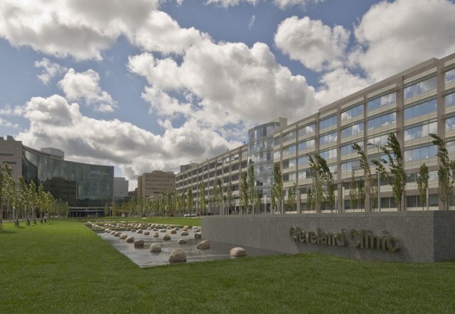 j0nnymac's tweet image. Cleveland Clinic, IBM bolster technology partnership bit.ly/2iRLtID