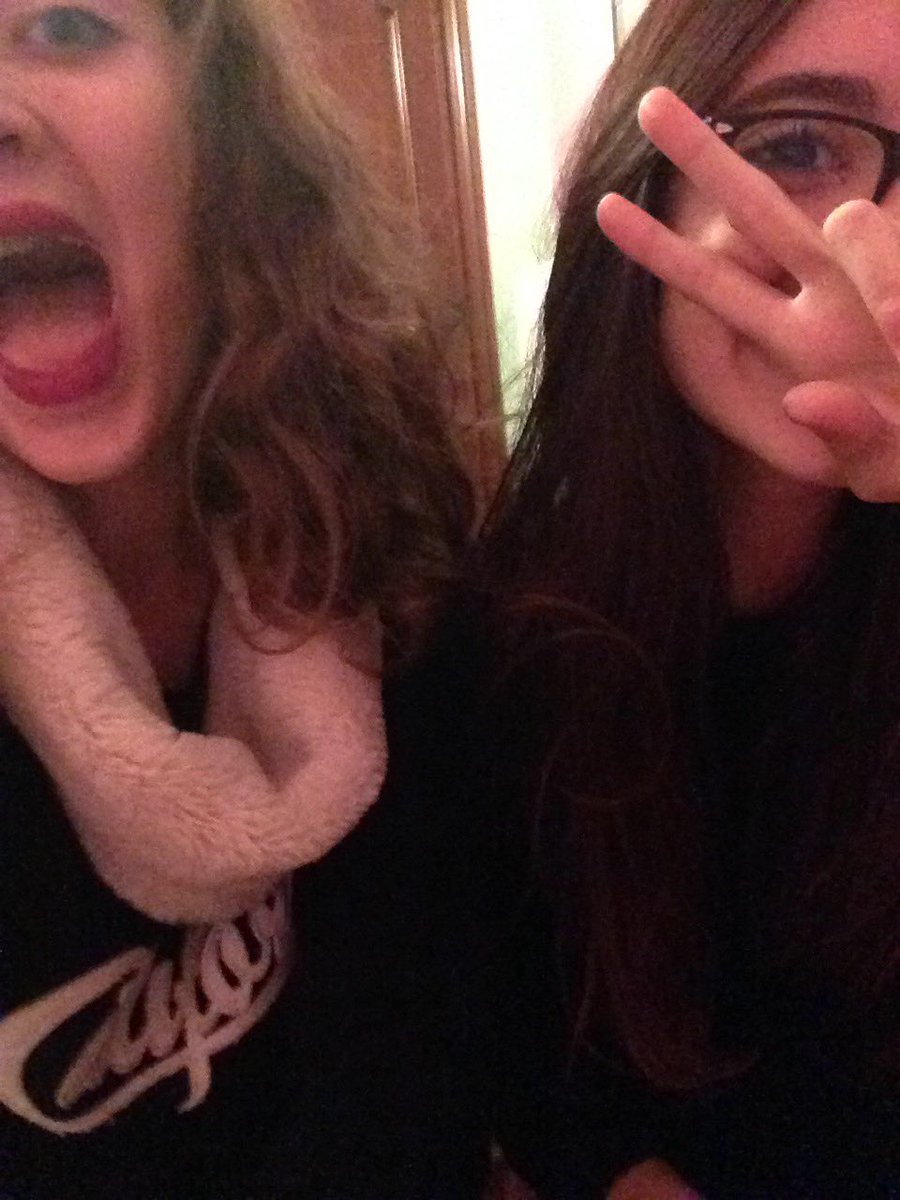 ___emptywords__'s tweet image. @LanaDelRey HAPPY NEW YEAR!!! HAVE A GREAT DAY LOVE ❤️ @badluvharry