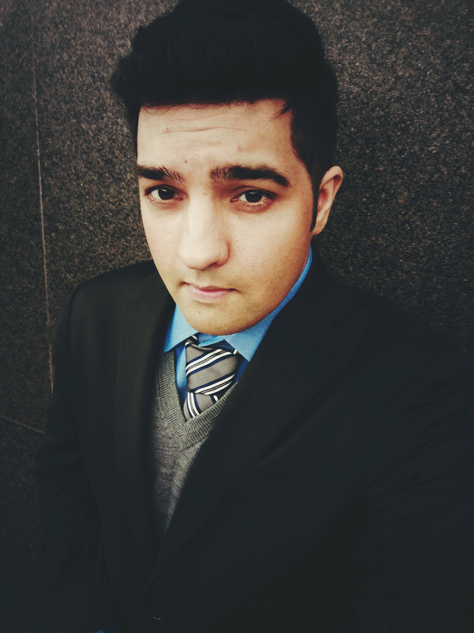 Lirik on Twitter: "Cringe selfy before I go to a party way above my