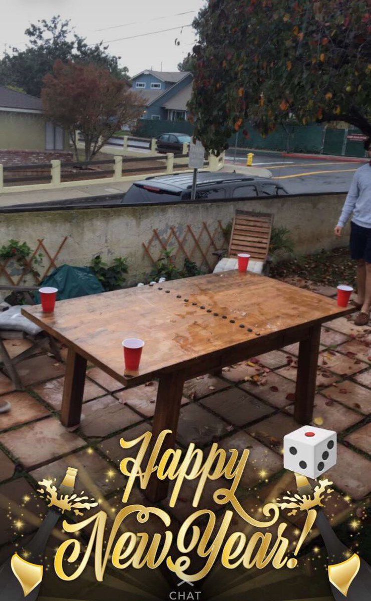 die4lyfe's tweet image. New Years resolution for 2017: Don't lose one game in Beerdie! #HappyNewYearEveryone #Beerdie #die4lyfe #NewYearsEve