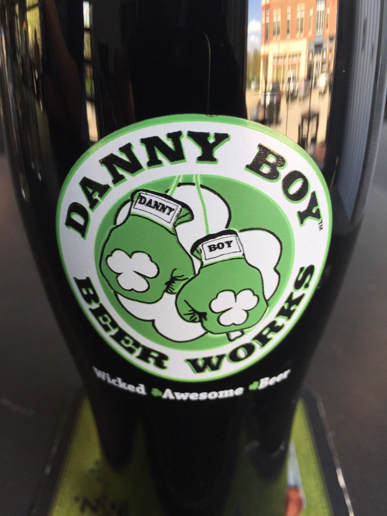 brockwaypub's tweet photo. 8 @DannyBoyBeer brews on tap! 16 new taps 30 total brews to match up with 156 Scotches, Bourbon and Whiskeys! https://t.co/8QKLQ18S2c
