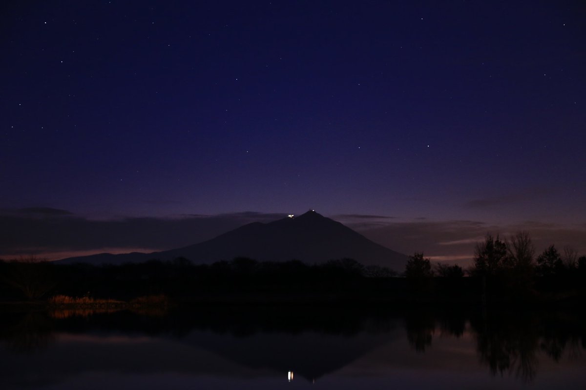ｼﾞｮｳ 初日の出撮影に母子島遊水地へ 筑波山と共に まだまだ夜が明けない 母子島遊水地 筑波山