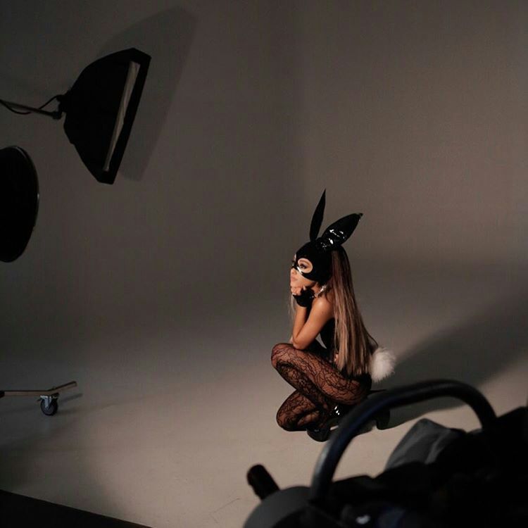 squadarianaGBr's tweet image. Ariana via  Instagram , Será que o clipe Everyday ? ❤