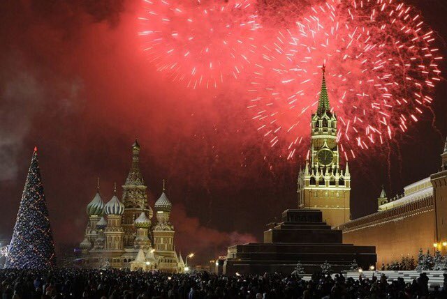 vesti_news's tweet photo. С Новым 2017 годом, страна!

https://t.co/9owtsrp0Cg #НовыйГод https://t.co/HcaR7QNz68