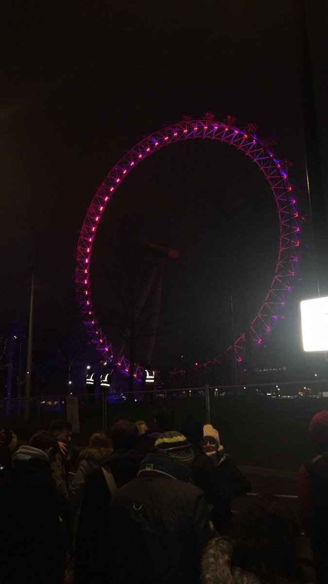 gulyasg's tweet photo. #LondonNYE https://t.co/5mAszdVHoY