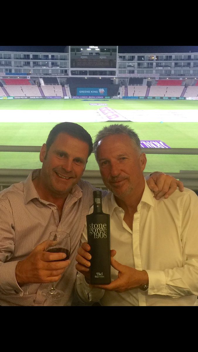 Stonegorge1908's tweet photo. Special thanks to @BeefyBotham @TheAgeasBowl enjoying @Stonegorge1908 The Winchester 2014 great night! #BeDifferent https://t.co/bOCSLaZ2g5