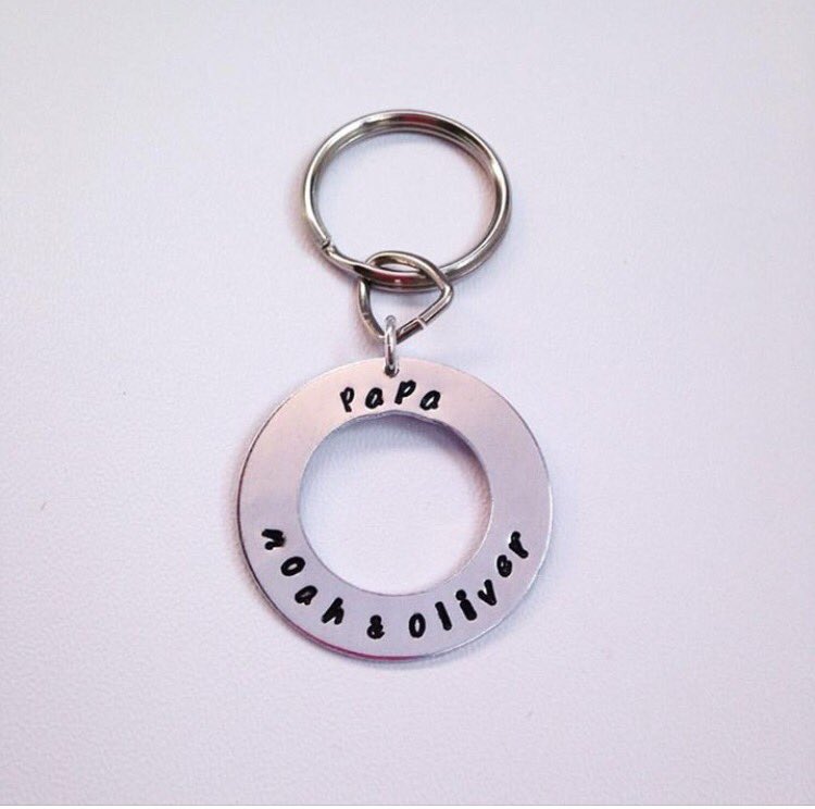 peachybellega's tweet photo. Stamped Keychain 💁🏽 #stampedkeychain #stampedgift #handstamped https://t.co/ssCp5NK5gG