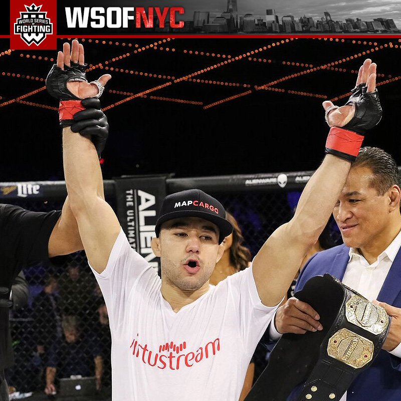 PFLMMA's tweet image. #WSOFNYC: Bantamweight Title Fight: @MMARLONMORAES def. Josenaldo Silva via Tap Out (Injury), Rd. 1, 2:30. Results: bit.ly/WSOFNYCResults