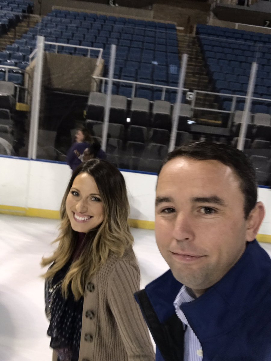 PatriotDanCarr's tweet photo. Ice skating in south MS!! #teenactivity #fbcyouth https://t.co/B069Z13ksD