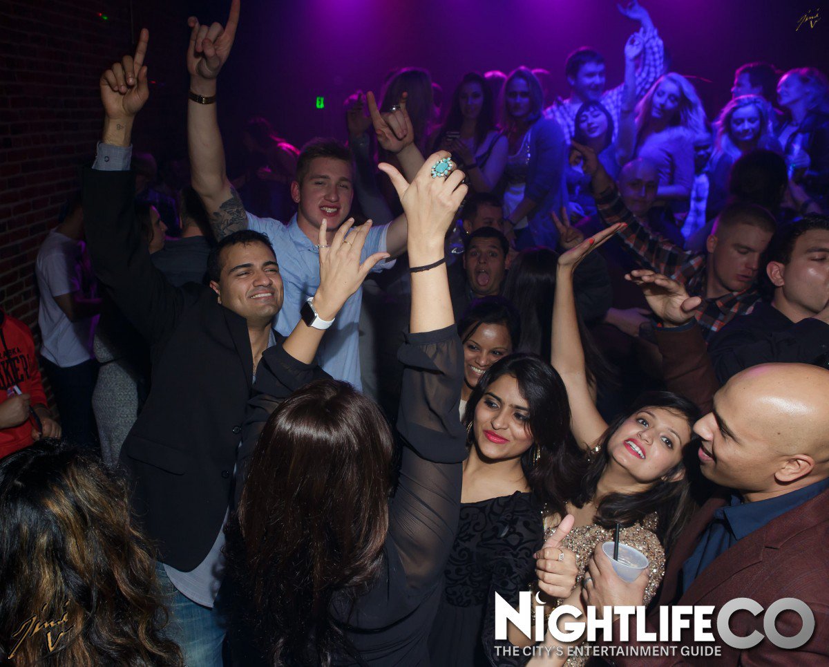 The NightlifeCo photographers will be out tonight! Make sure to get your pic snapped! Here's some from last year! nightlifeco.com/omaha/gallerie…