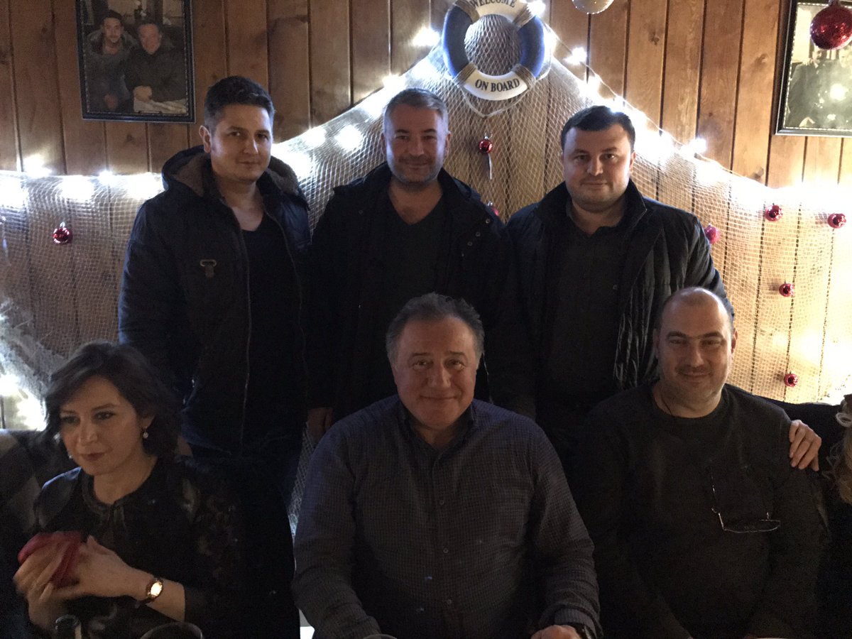 <a href="/UgurOkullari/">Uğur Okulları</a>  <a href="/bahcesehir_k12/">Bahçeşehir Koleji</a> Başkanımız Sn. <a href="/EnverYucel/">EnverYucel</a> ile Giresun 'da BUEK Yılbaşı etkinliğindeyiz