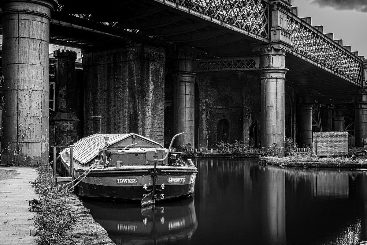 paul_grogan's tweet photo. #CastlefieldBasin https://t.co/cogAPJcNa5 #manchester #blackandwhite https://t.co/cIwonTeiAH
