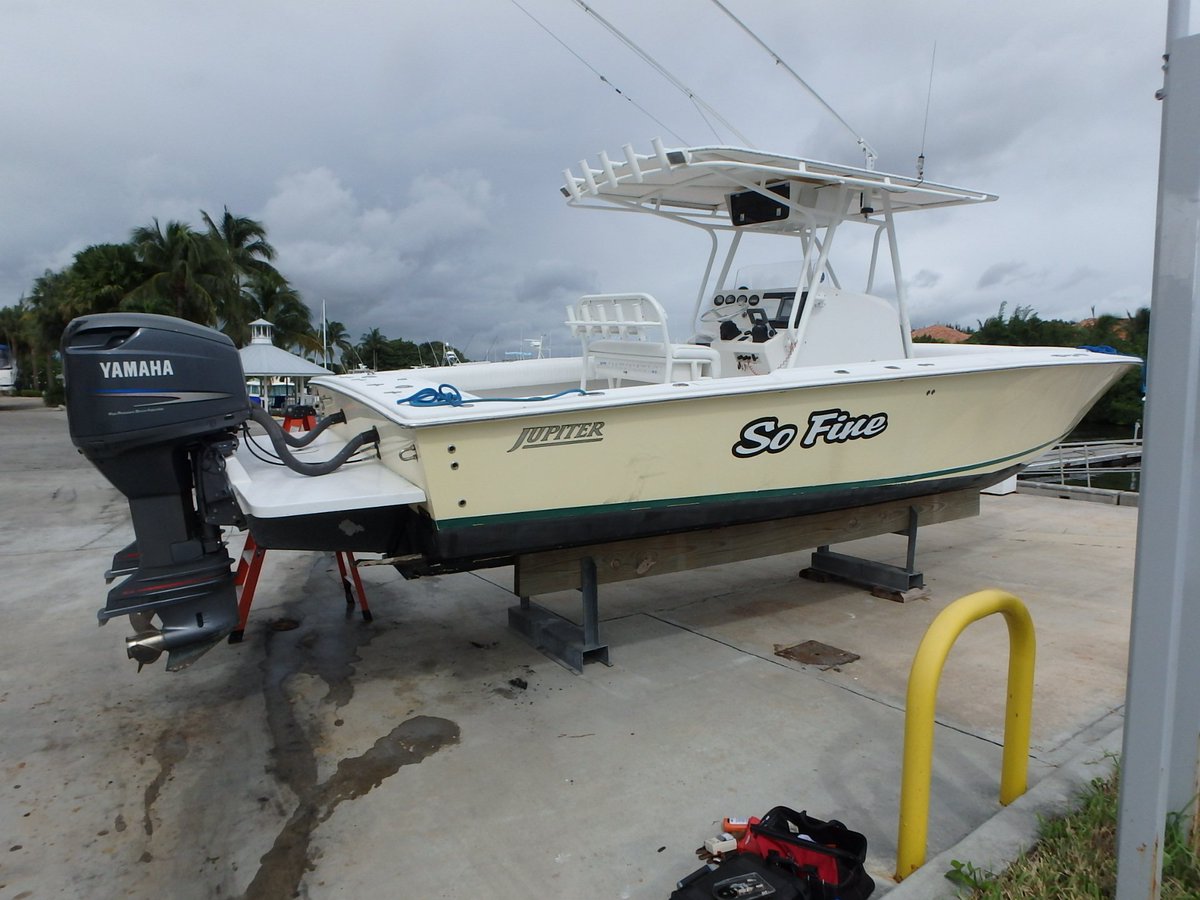 thermoman7's tweet photo. Marine Survey includes engine oil analysis compression sea trial, bottom and thermal https://t.co/MjYuOmZqKO, #marinevessel, #stuartboatshow https://t.co/GMHszZMMUn