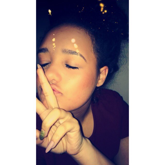 MLTM5SOS's tweet image. Good bye 2K16 you've been a shit year🖕🏽 but could have done it without you lot. Happy new year ❤ and fuck you 2K16🖕🏽 @camerondallas ❤❤