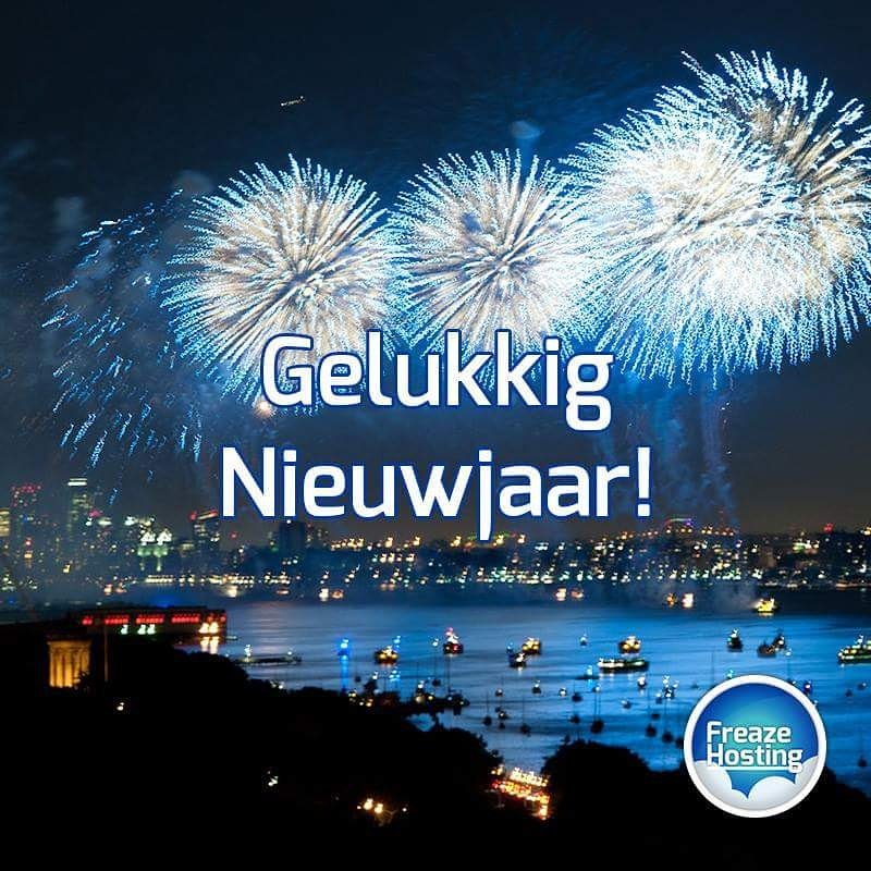 FreazeHosting's tweet image. Knallend begin van het nieuwe jaar: 
#RT om kans te maken op een gratis 2GB SSD #Minecraft server! #giveaway