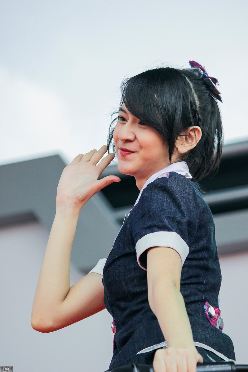 [PIC] <a href="/S_OktaJKT48/">Ayu Safira Oktaviani</a> Hey
