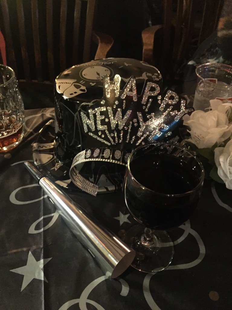 Wishing all a very Happy New Year🍾