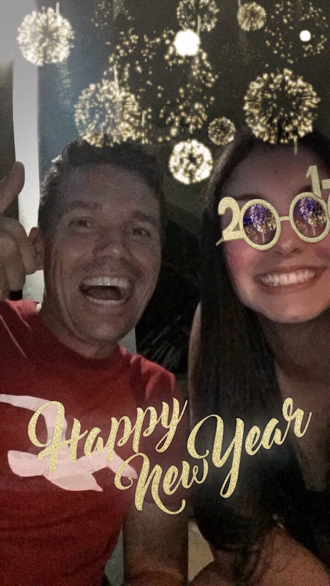 Happy New Year to friends and family far and wide! #Felizanonuevo2017 @Amykochofbc <a href="/_auroradc/">Aurora DC</a>