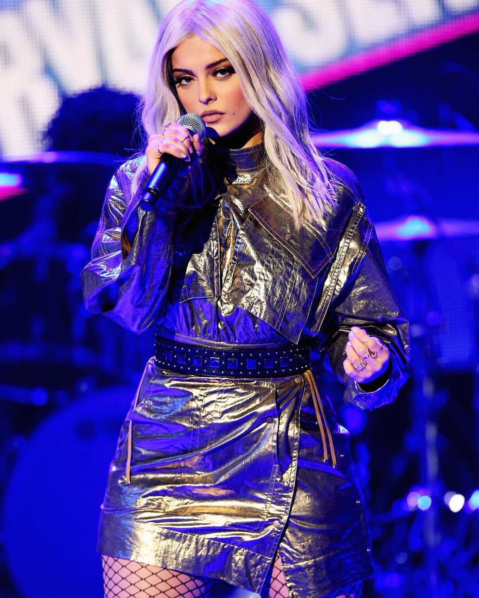 It was a blast performing tonight with @g_eazy @NYRE