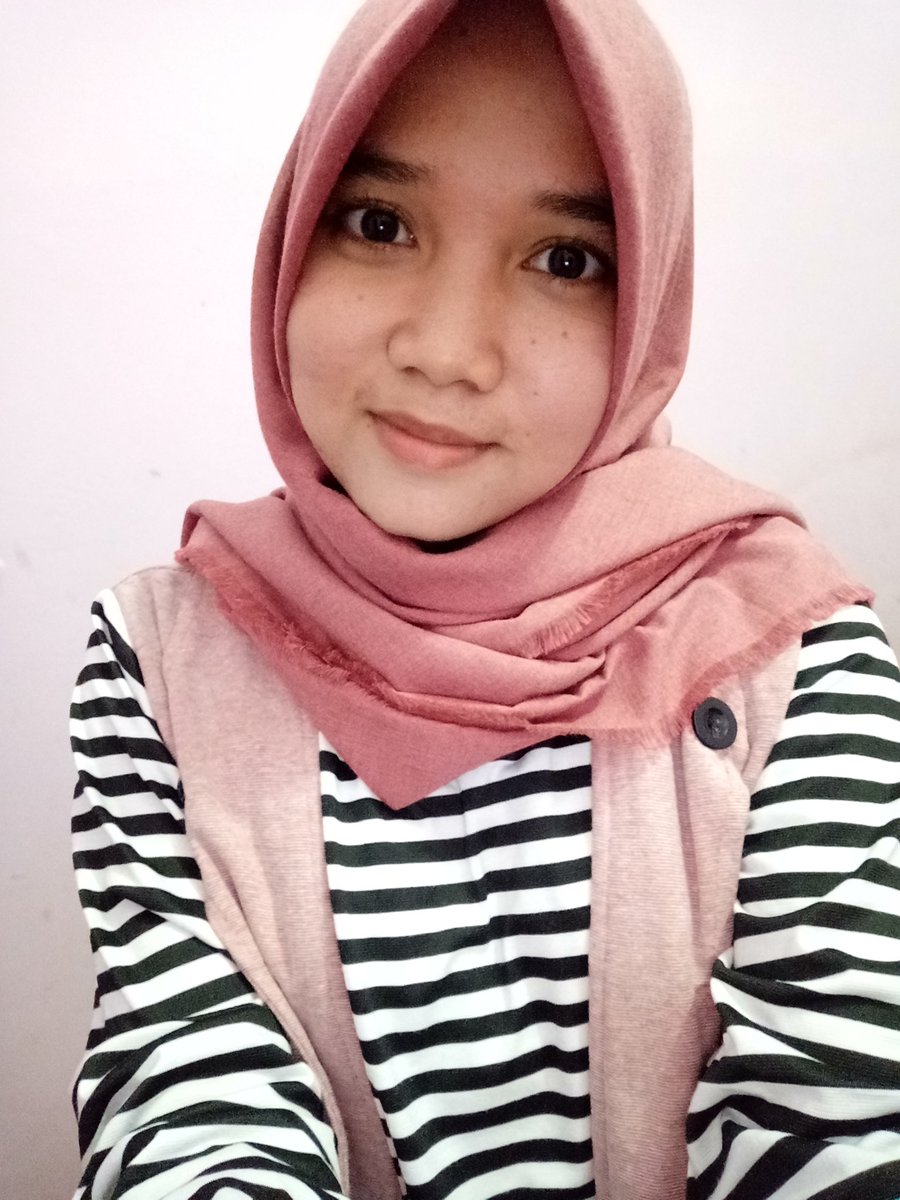 nita_0297's tweet photo. First2017
Ada harapan yg blm tercapai
Ada mimpi yg blm dikejar
Smoga shat slalu &amp;mndapatkan Ridhonya #In2017IWantTo https://t.co/dz4eLevTFd