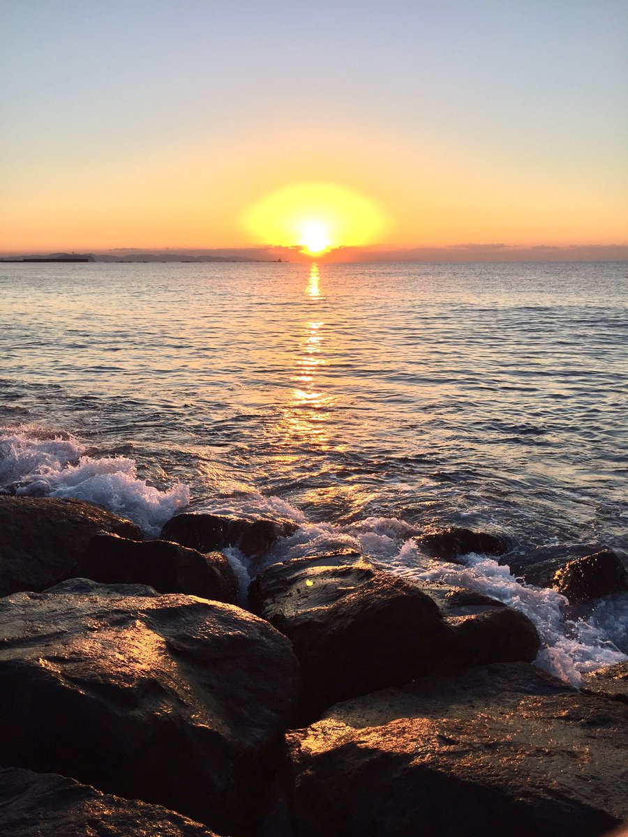 bajamania's tweet image. I hope the New Year finds you
in excellent spirit✨
本年もどうぞ宜しくお願い申し上げます
#初日の出 #firstsunrise