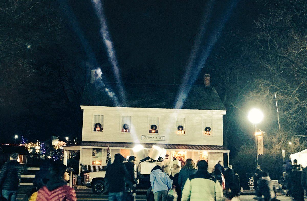 ViennaTownGreen's tweet photo. Happy New Year @TownofViennaVA https://t.co/vzcMStOK3V