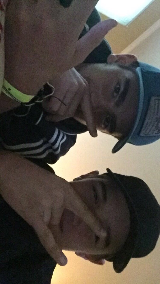 DuChainzz's tweet photo. To my OG number 1, I wouldn't trade you for the world, my big bro. Love you man❤💨 https://t.co/8KCkykoyY9