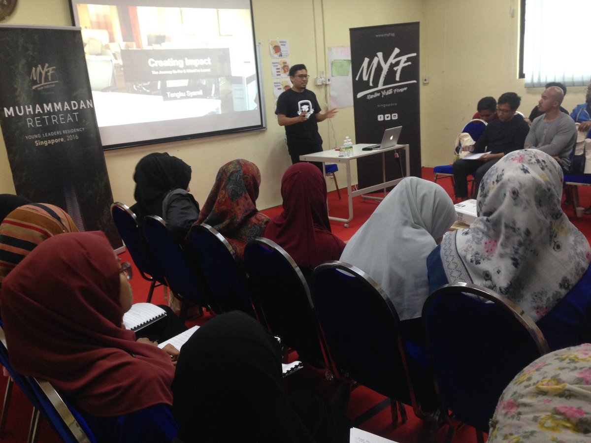 MYFsingapore's tweet photo. Tengku Syamil, 25 yrs old, 30 Under 30 2016 Asia, Social Entrepreneurs. 

#myf #muhammadanretreat #mr2016 https://t.co/TbkrYU9Zqw