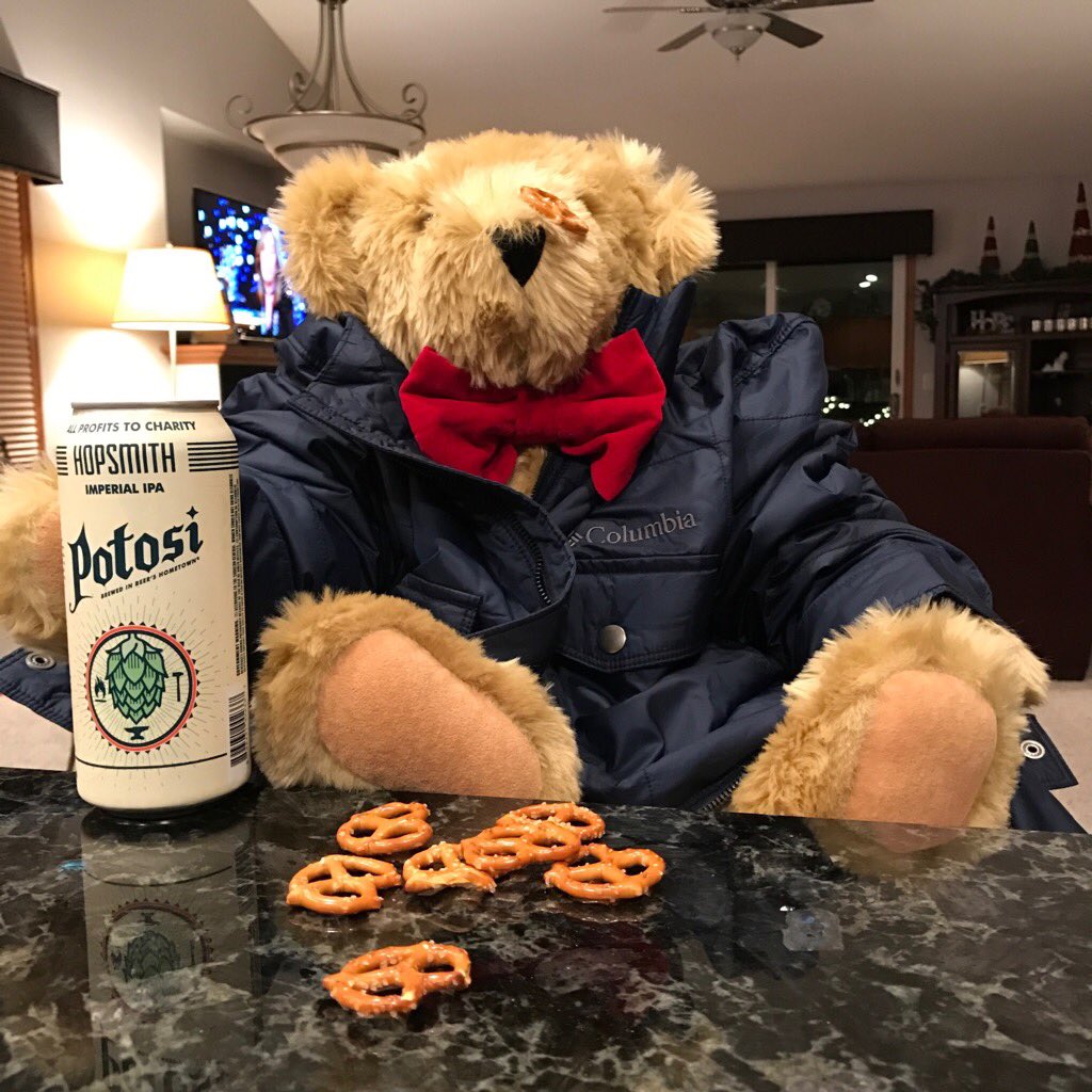 ConundrumKing82's tweet photo. @johnnycanal4 the bear is misbehaving tonight. Pretzels everywhere; stopped 2 take a shit in the woods on Fremont Ave https://t.co/SI4qgDlm13