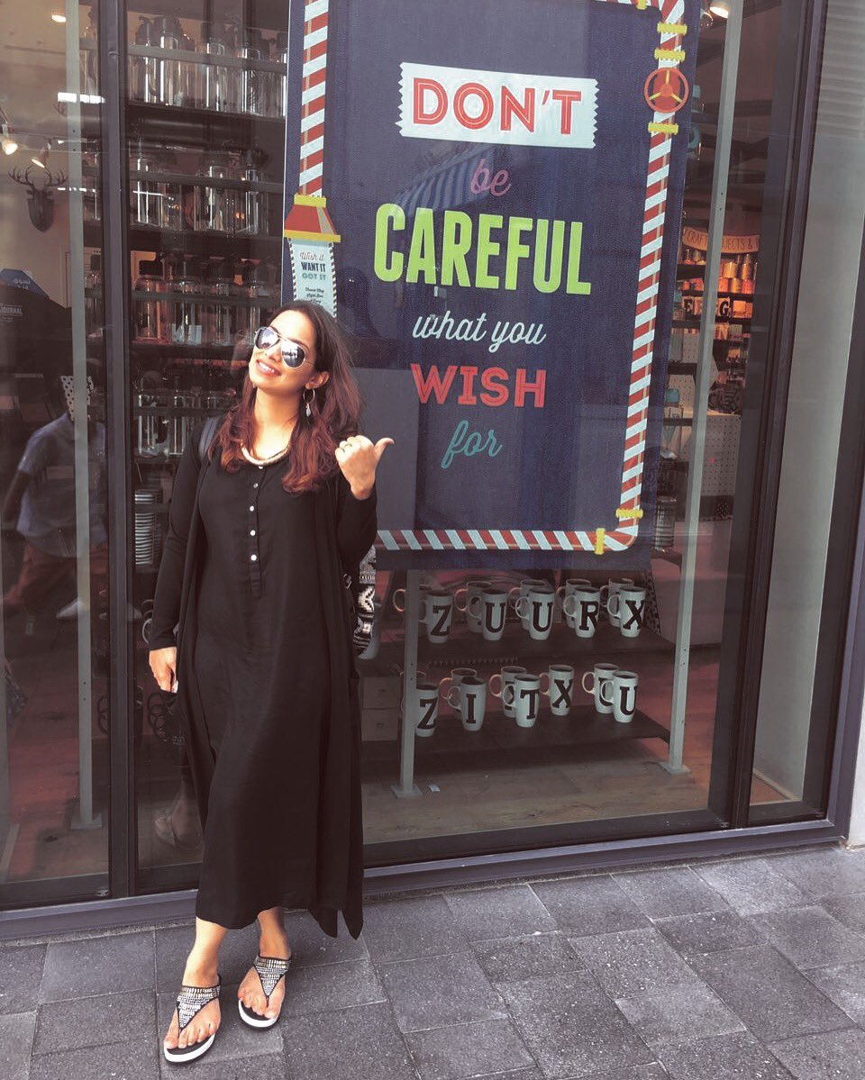 rjshru's tweet photo. Picture says it all #Dubai #Wishlist #boxstreet #sunnyday #vacationmode😎 !! https://t.co/bxSqBXGDnt