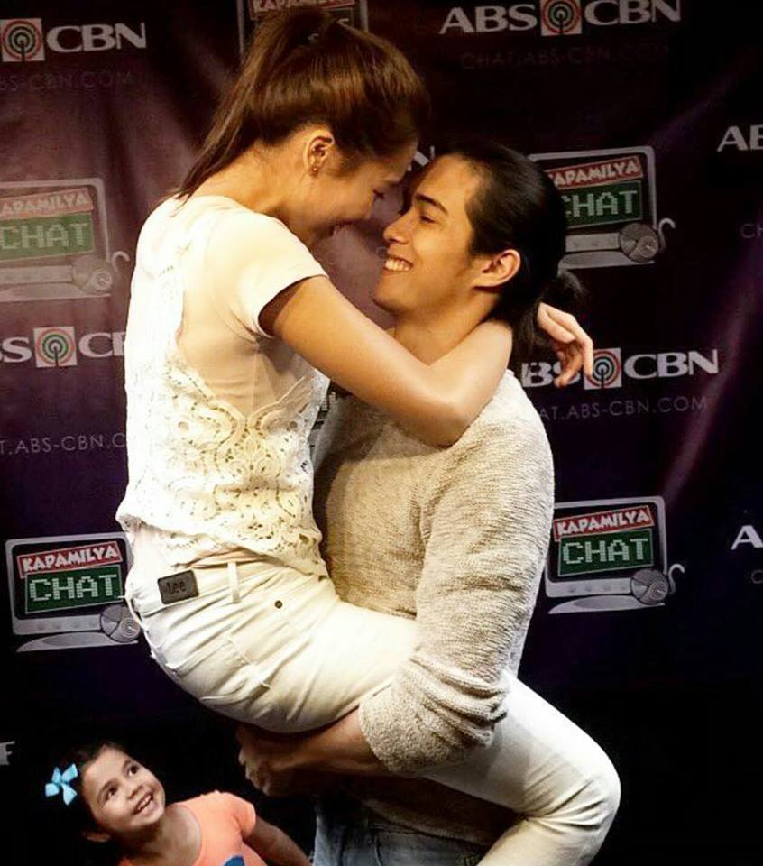 CempronRoneth's tweet photo. Keep the fire burning in 2017
SoaringHigher TOMIHO2017 https://t.co/SuGmq7JJEX