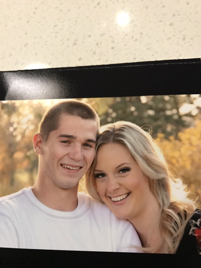 meterman15's tweet image. How 2016 went vs how 2017 will go 
#AnglesAreEverything