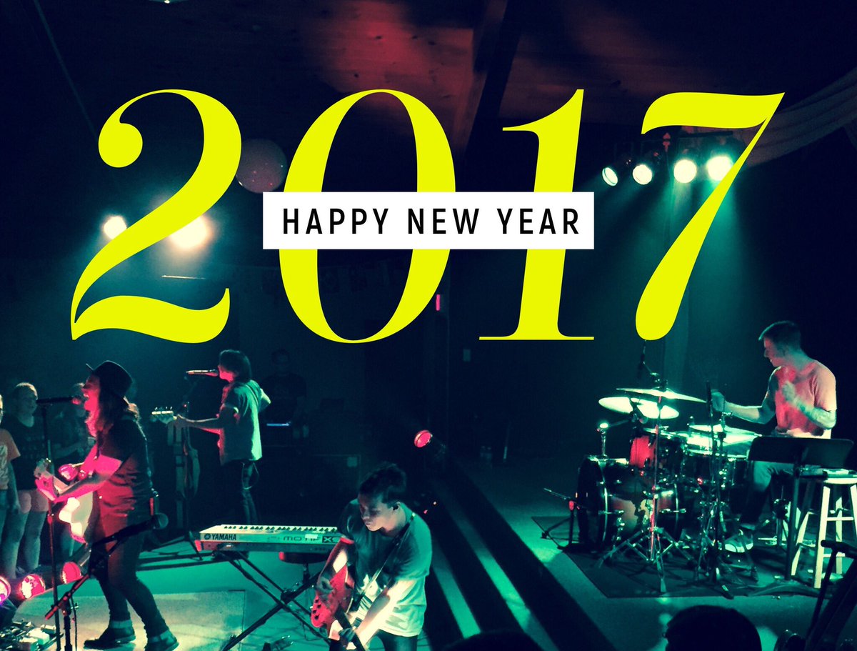ScenicRock's tweet photo. #HappyNewYear friends! Here's to you and yours in 2017 from Scenic! https://t.co/Hovupmifc7