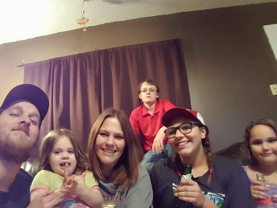 _staycloudy95_'s tweet photo. Happy new year!!. #2k17 https://t.co/4TMXYHGRP0
