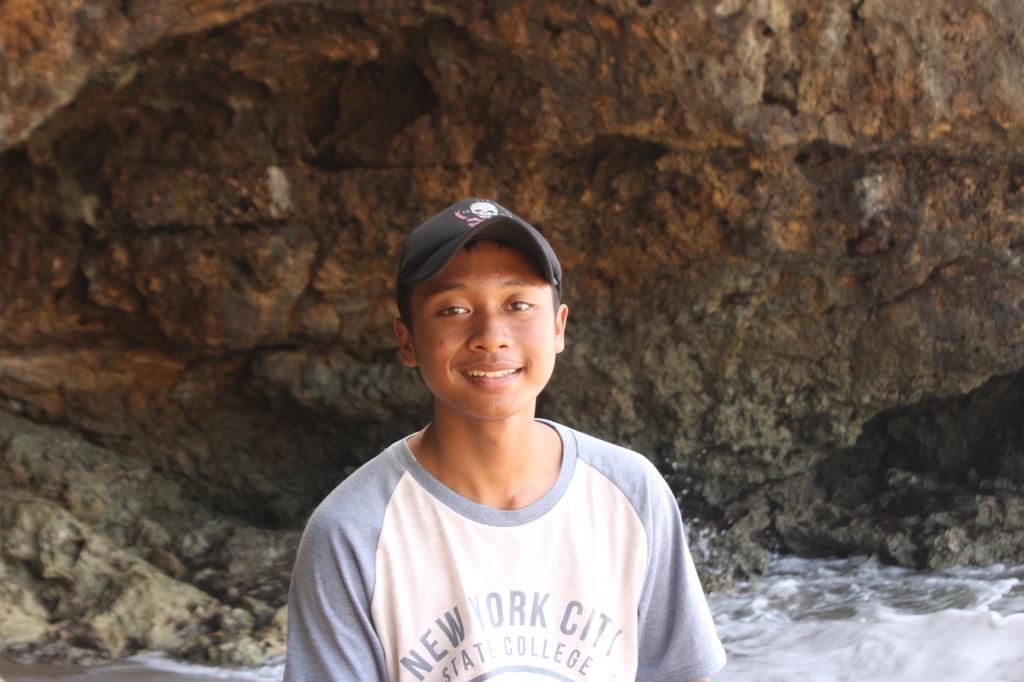 Tegas_Prayogo's tweet photo. Tersenyumlah
#like #like4l #likedislike #likeforfolow #like4likes #trip #pantai #pulodoro #Malang #masihmalang #yoikimalang #exploremalang https://t.co/N6EH3oTkIb