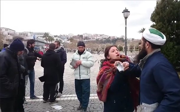 #Reina’daki karanlıktan çıkış yolu, İzmir’deydi: Gericilikle mücadele cüreti! 
sendika14.org/2017/01/reinad…
v/<a href="/sendika_org/">sendika.org</a>