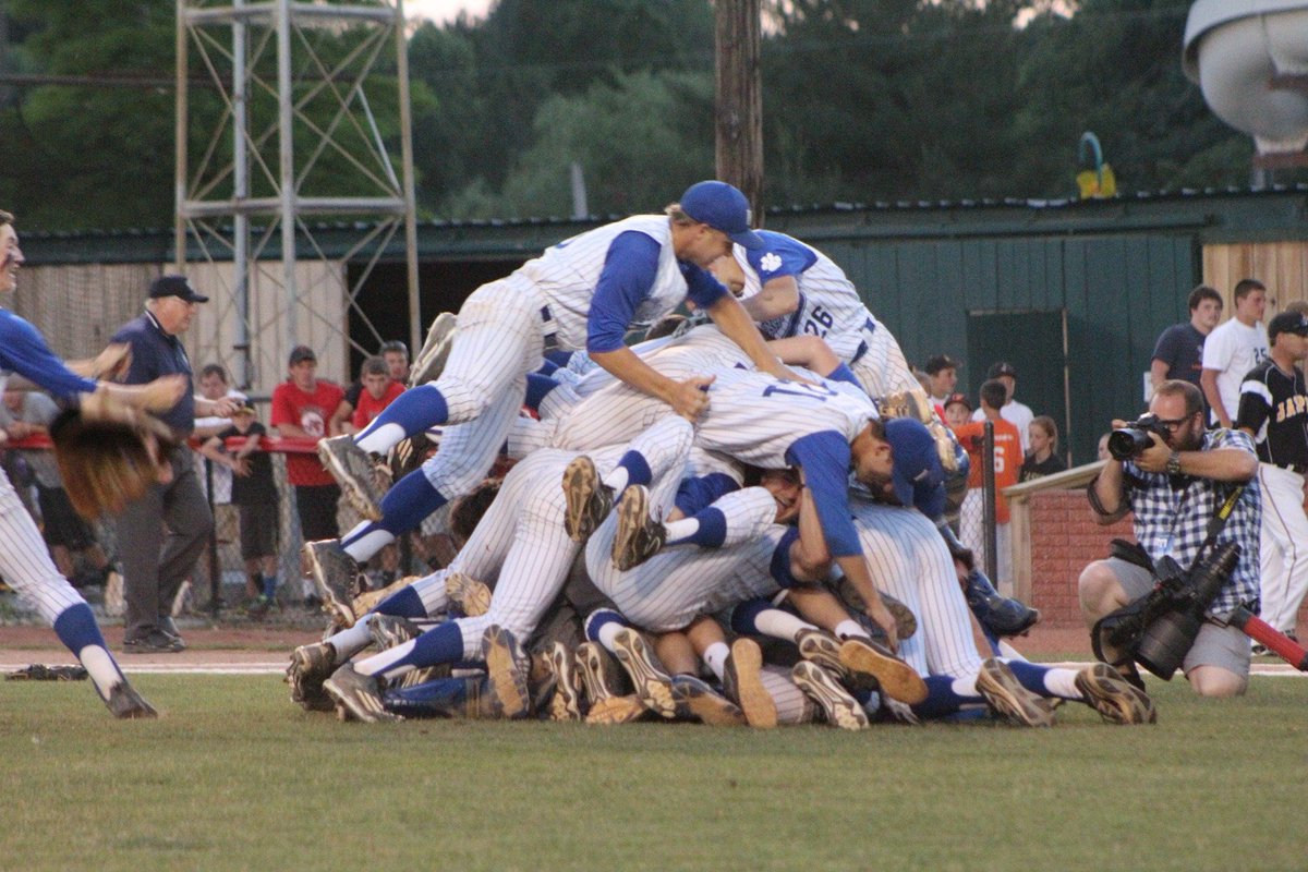 MHS_Themes's tweet image. The past year held countless games, victories, championships, and memories. Let's keep riding high into this next year. #FTF #MTSSGA