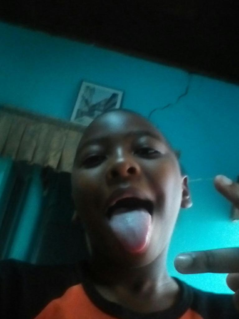 KingWilliam15's tweet photo. Let's rock our lives happy new year https://t.co/8GBUFfWm1f