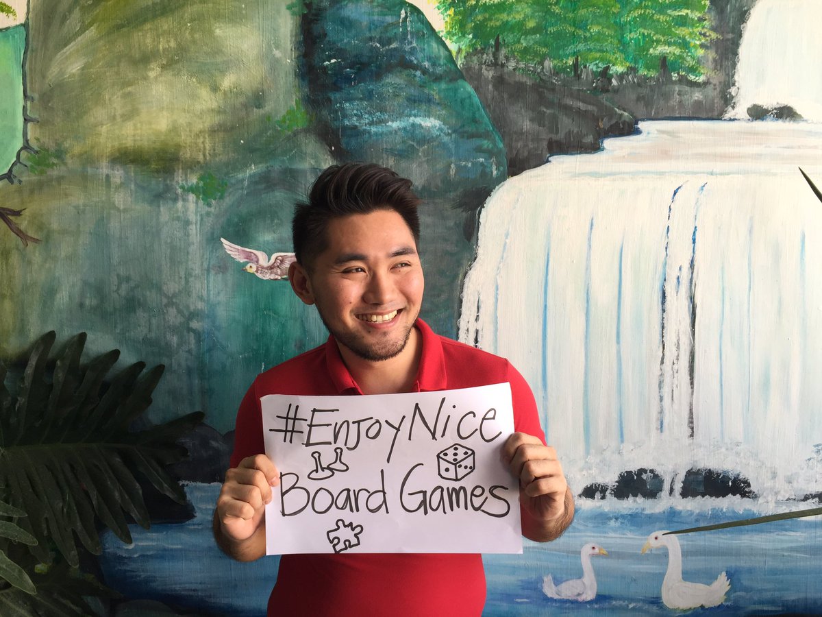 mlvntordecilla's tweet photo. This year, I will learn more complicated, more awesome board games for the modern day geek!
Kayo, what will you #EnjoyNice things in 2017? https://t.co/lCZW4m30UW