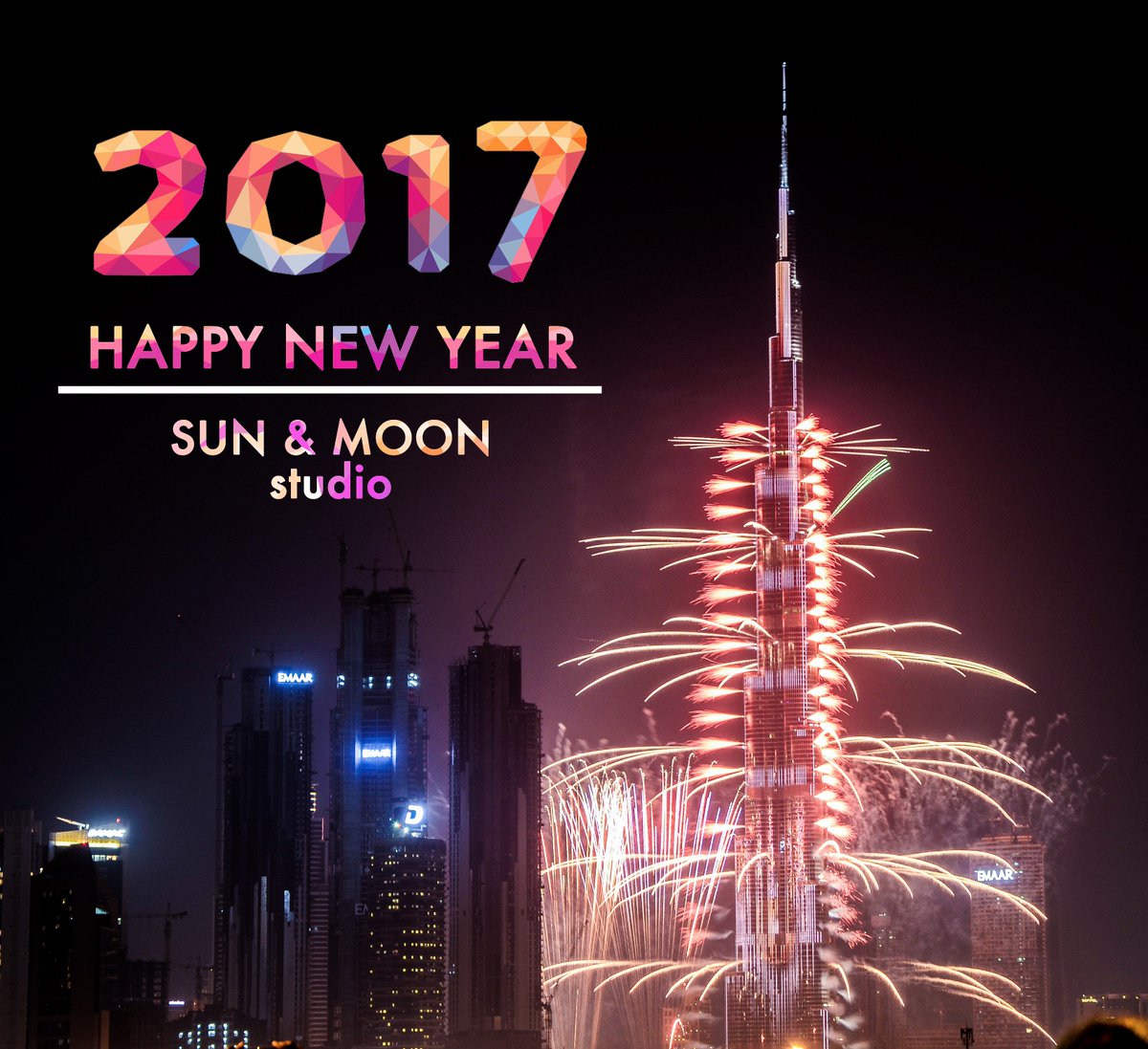 SunMoonstudio's tweet image. #happy #new #year

#unitedarabemirates #emirates #uae #dubai #dxb #burjkhalifa #newyear #dubainewyear #fireworks #amazing #happy