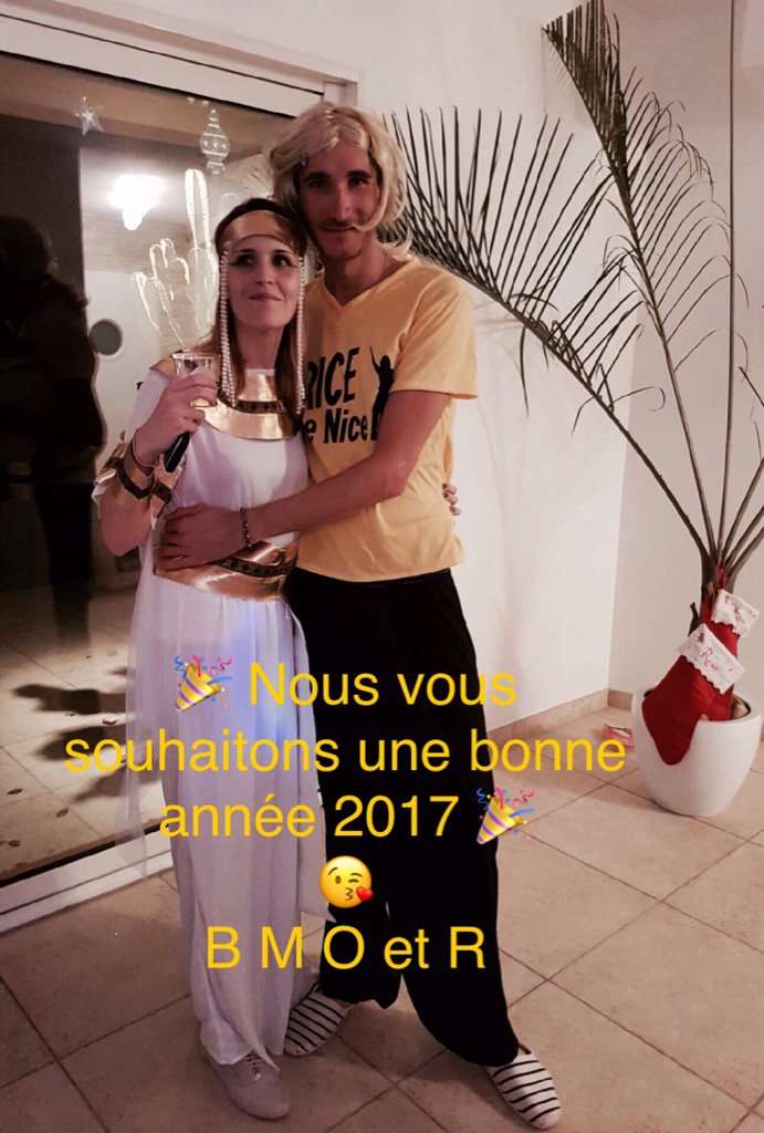 FEILLUBrice's tweet image. 01/01/2017 #thefirstday #BonneAnnee