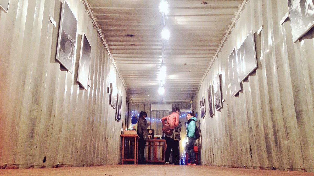 En 2017, sobre todo, no dejéis de creer, de crear, de atreveros, de visitarnos, de proponernos... nosotros seguiremos dando la lata