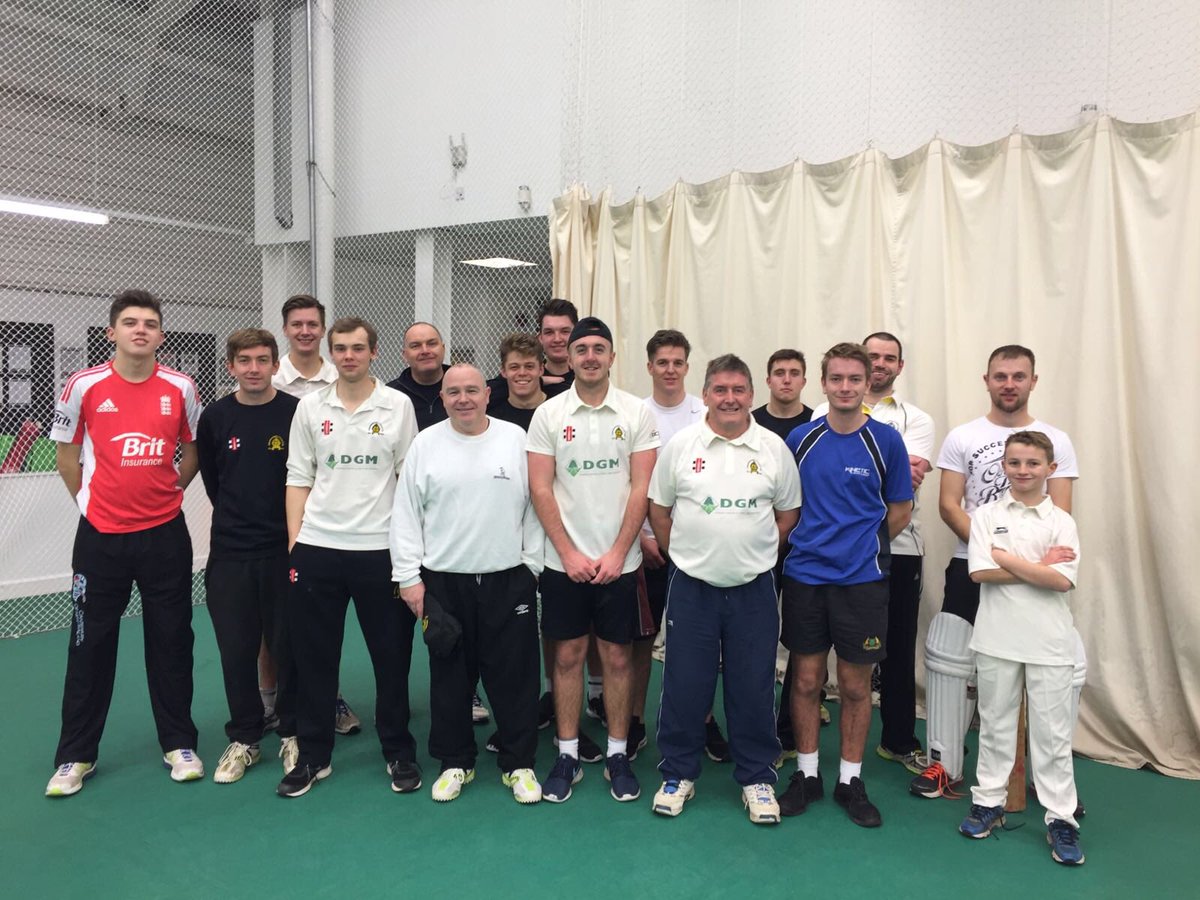 AbbotsCC's tweet photo. Happy New Year from the #abbotsarmy @DevonCricket https://t.co/DHIIbrz5WS