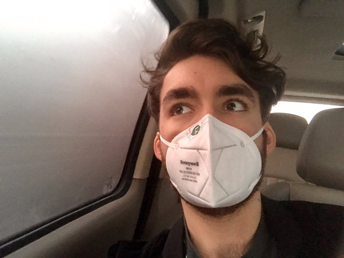 On my way to the show in Beijing, playing before <a href="/davidguetta/">David Guetta</a>. Have to wear a mask, because of all the smog 😶