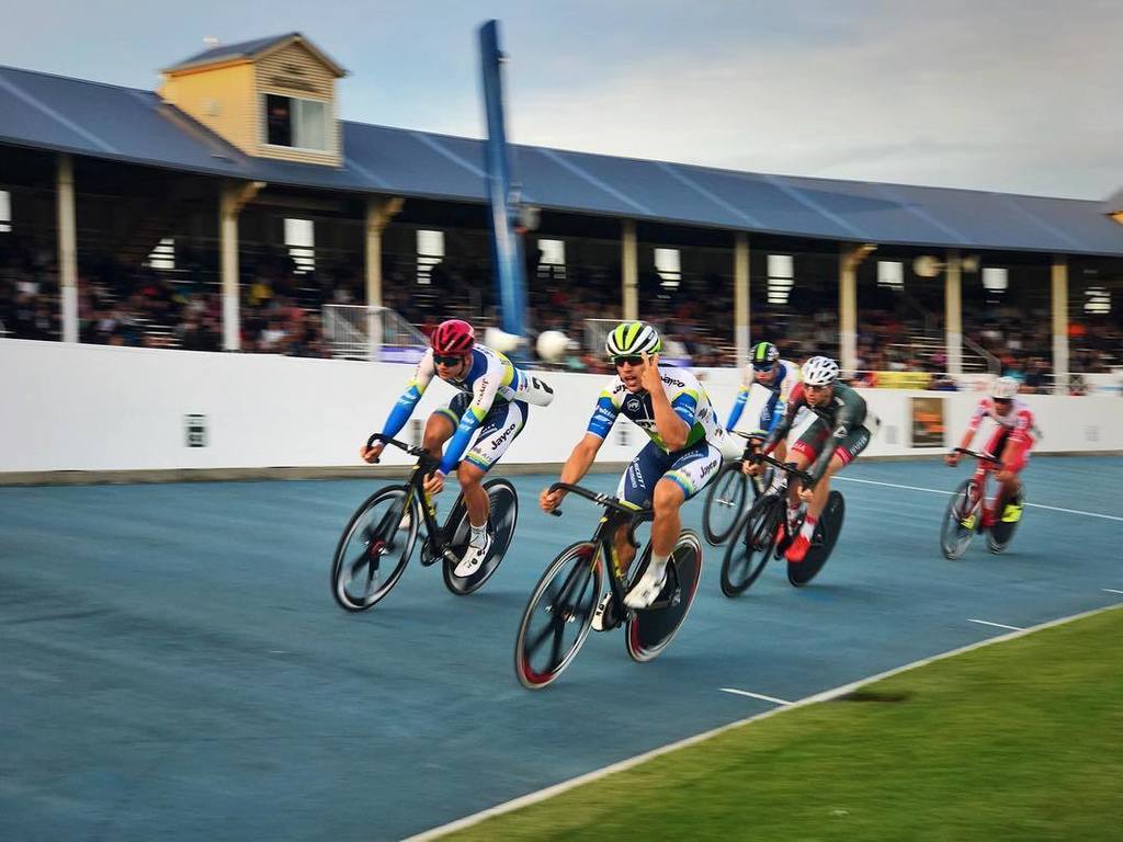 ben_hansen's tweet photo. Olympic medalist @SamWelsford takes out 2017 Burnie Wheel #SCAT17
#cycling #Tasmania #Dis… https://t.co/fYmgyUnw5D https://t.co/U0NID5ekOA